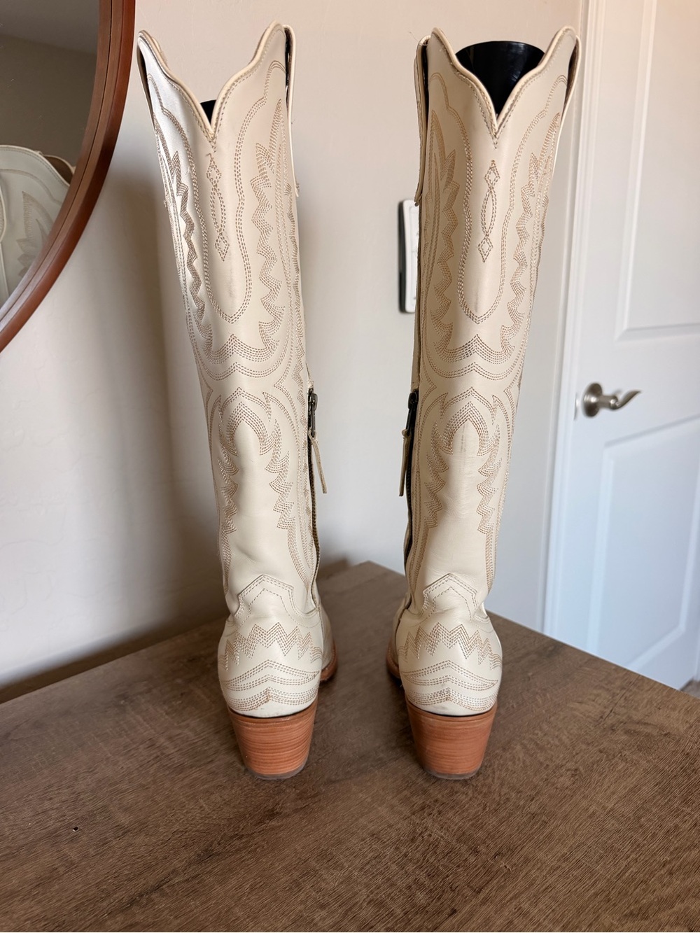 Ariat Casanova Boots - Picture 4 of 10